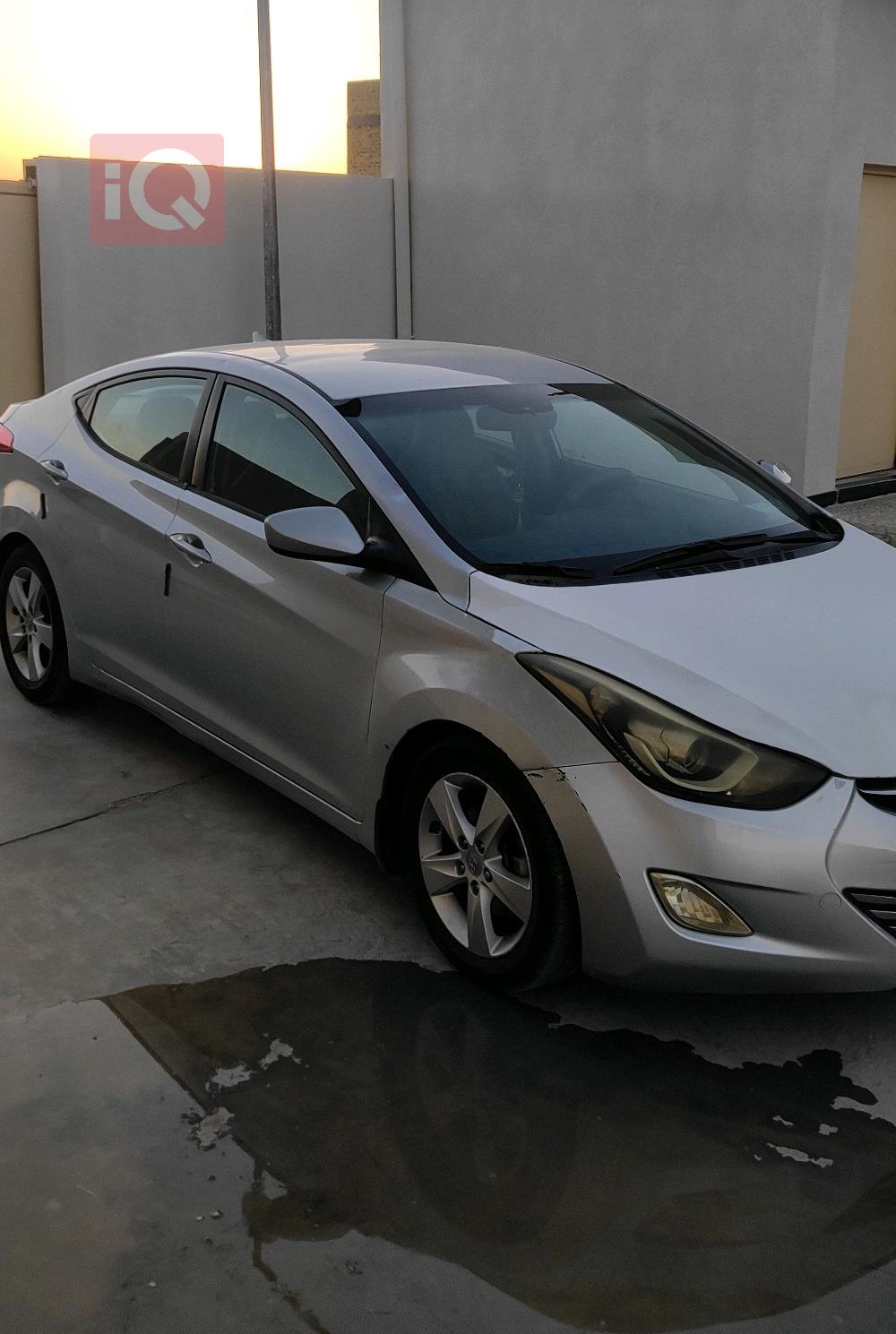 هیۆندای ئەلەنترا